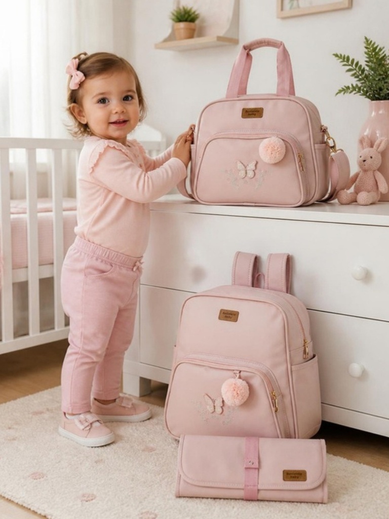 Kit Bolsa Maternidade Borboleta Batistela no quarto