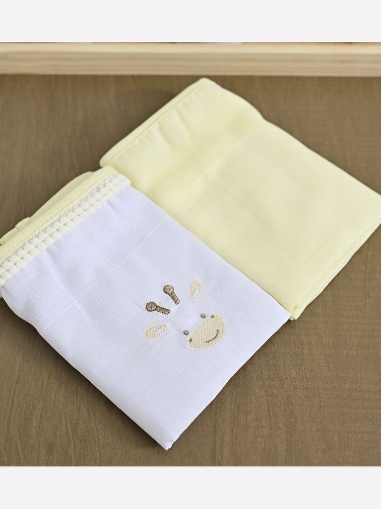 Fralda Luxo Bublim Petit Bordado Pompom Vies 68x70cm 2un Girafa Creme 32200468 Bublim