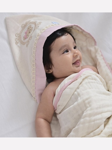 Toalha com Capuz de Canto Bordado para Bebê